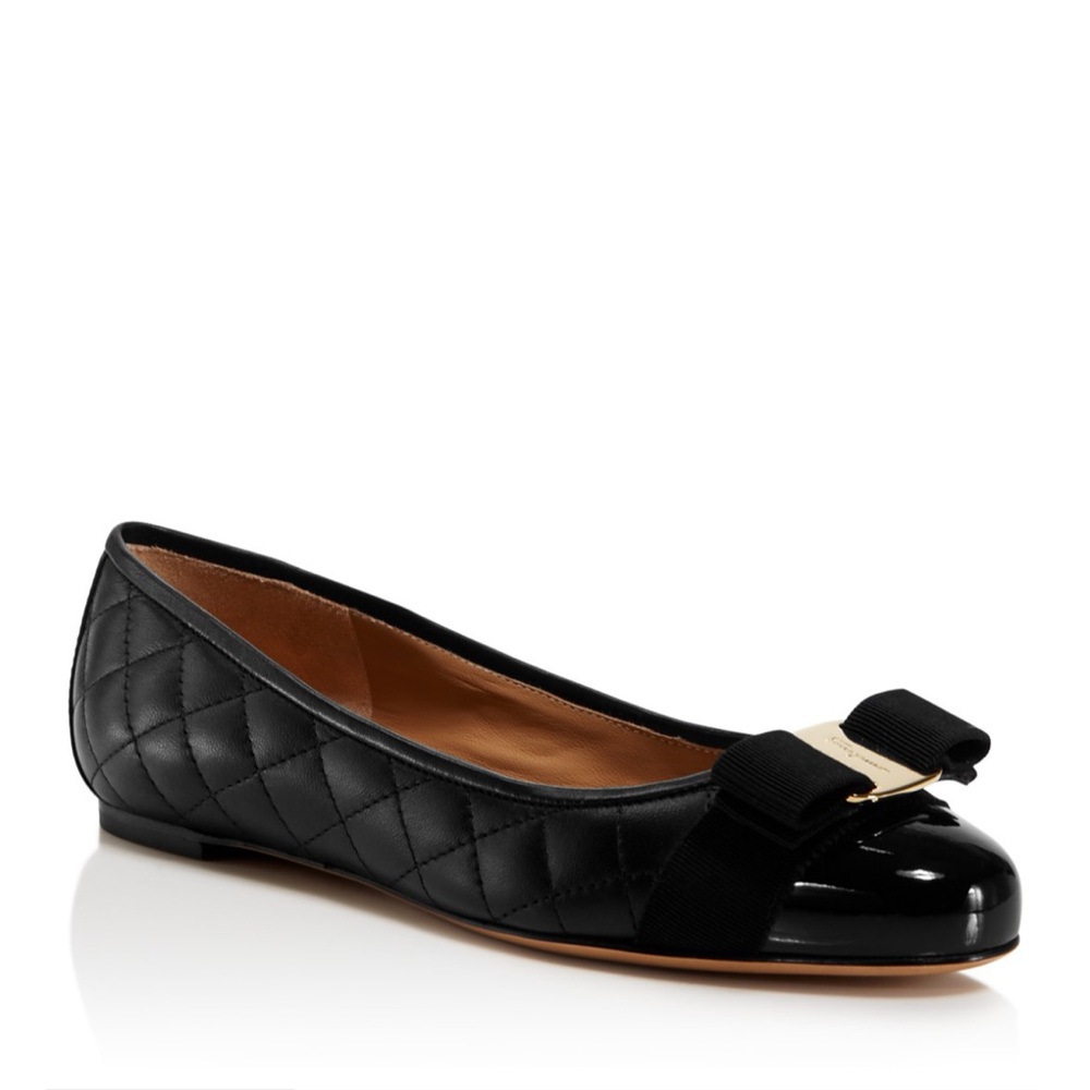 Ferragamo Varina quilted cap toe ballet flats black size 7.5